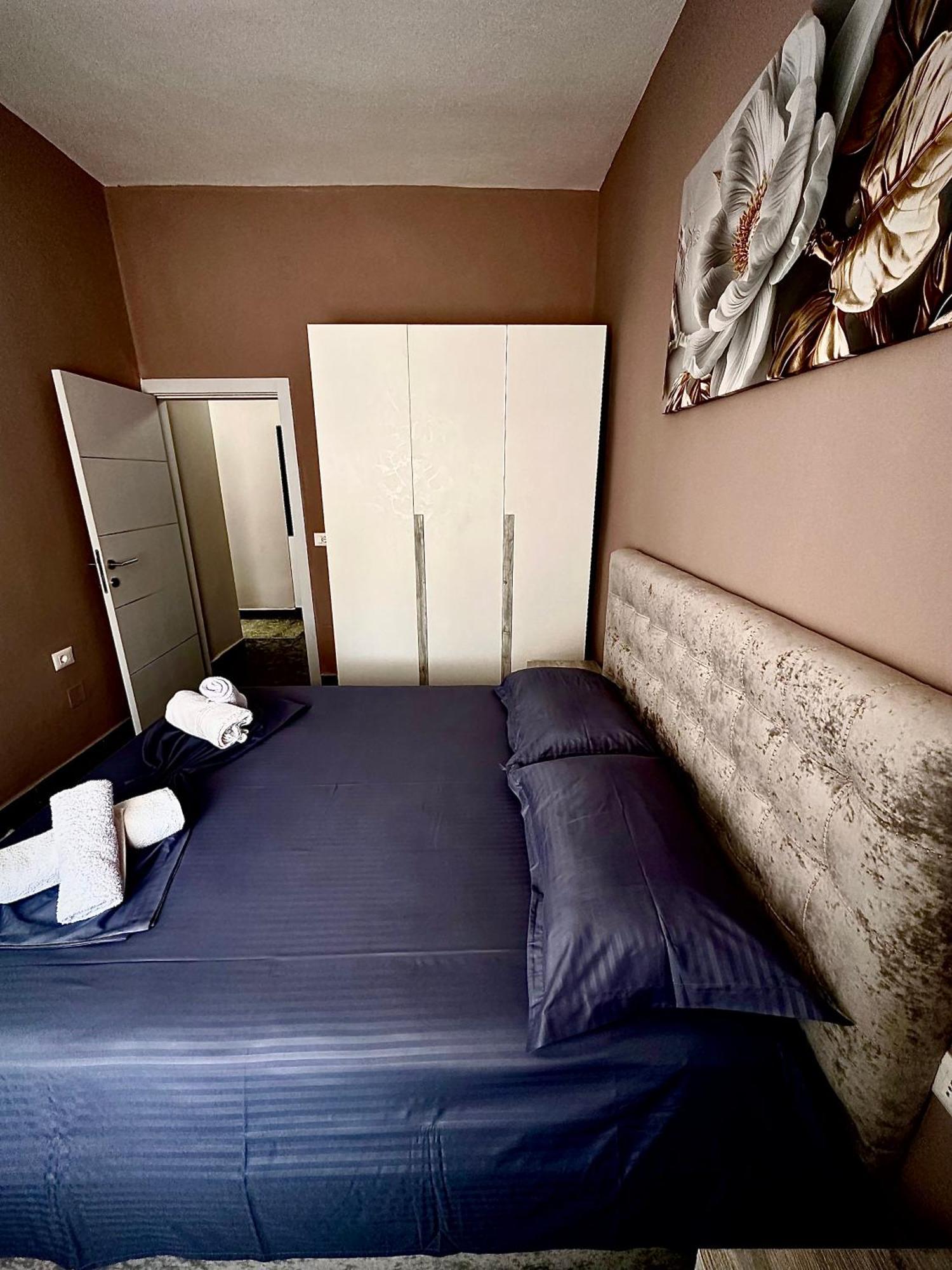 Midtown Cozy Apartment 地拉那 外观 照片